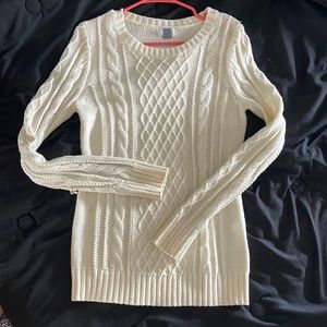 Old navy sweater